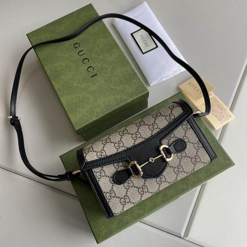 Gucci Handbags 20